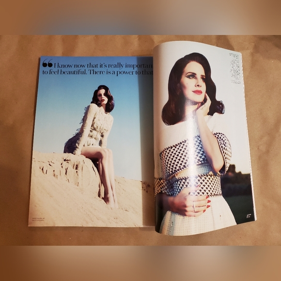 *RARE* Lana Del Rey fashion magazine - Picture 6 of 8